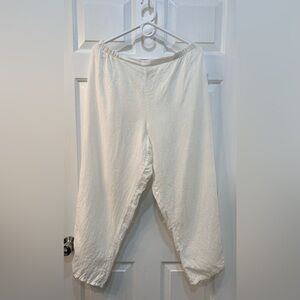 Flax Cropped Elastic-Waist Linen Pants in Off-White